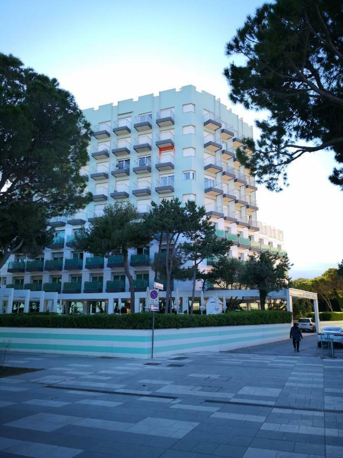 International Villa Lignano Sabbiadoro Eksteriør bilde